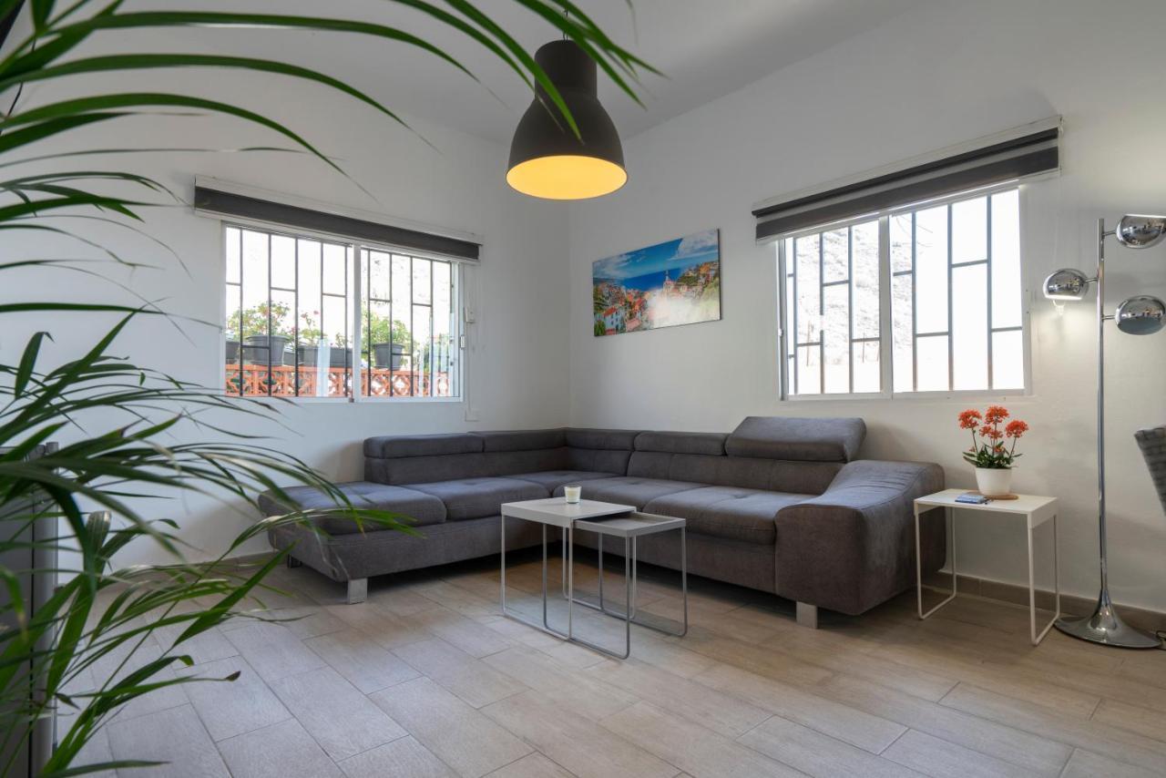 Spacious House With Huge Terrace Facing The Sea Bocacangrejo Eksteriør billede